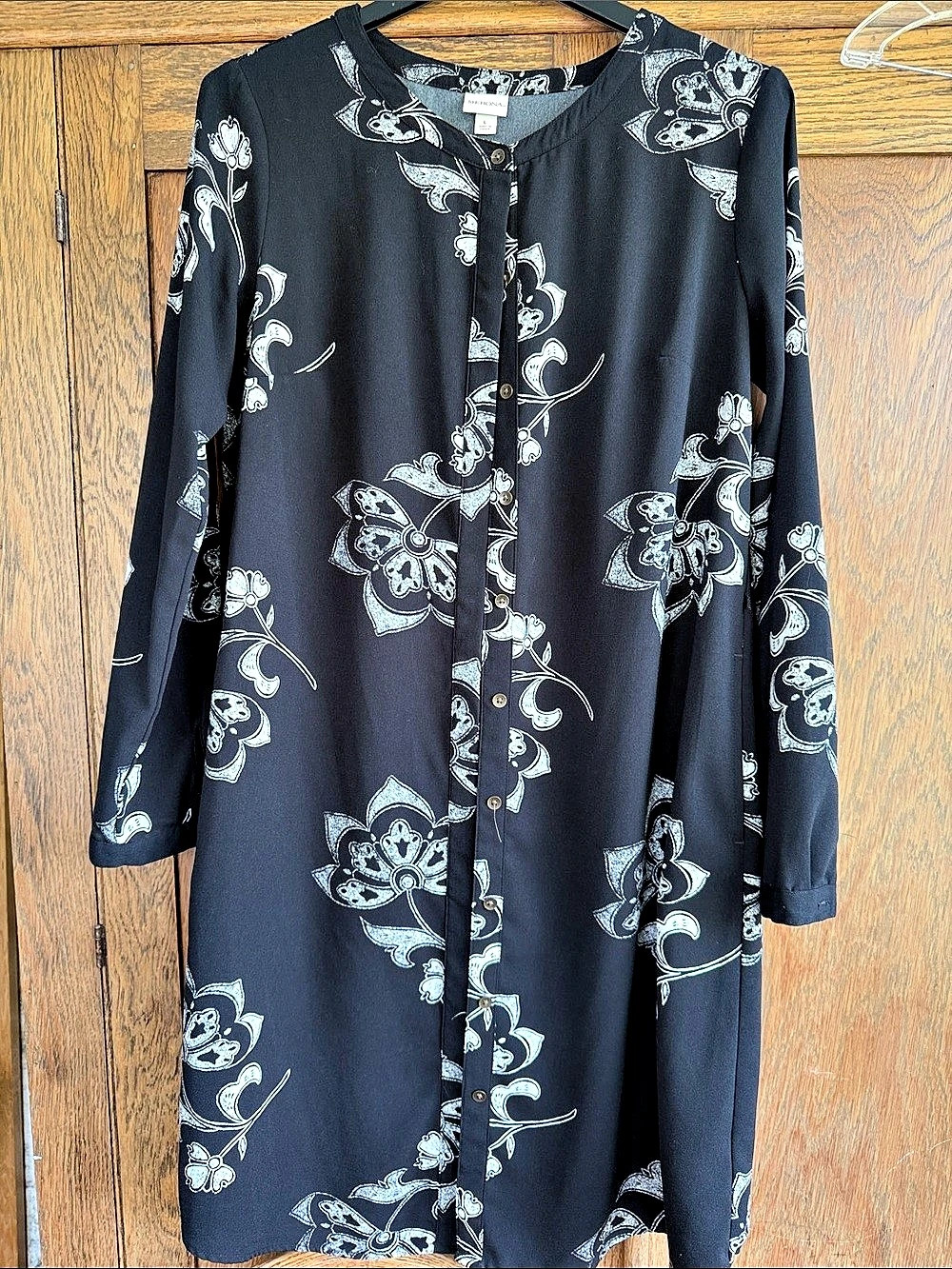 Merona Floral Button-Front Dress in Black & White Size Large Like